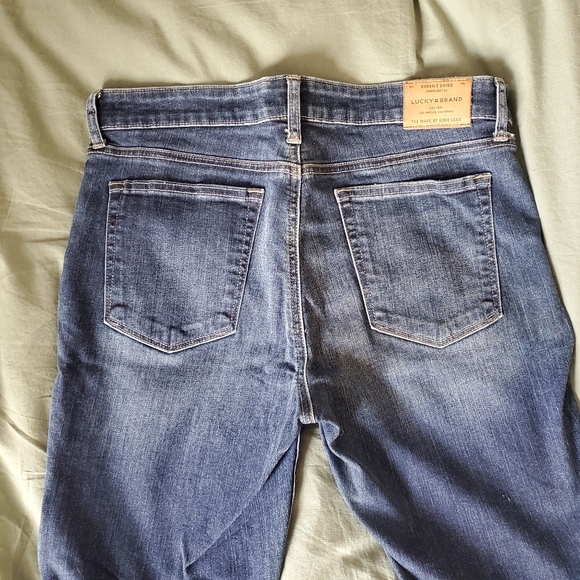 Lucky Brand Ava Skinny Jeans - Picture 2 of 4